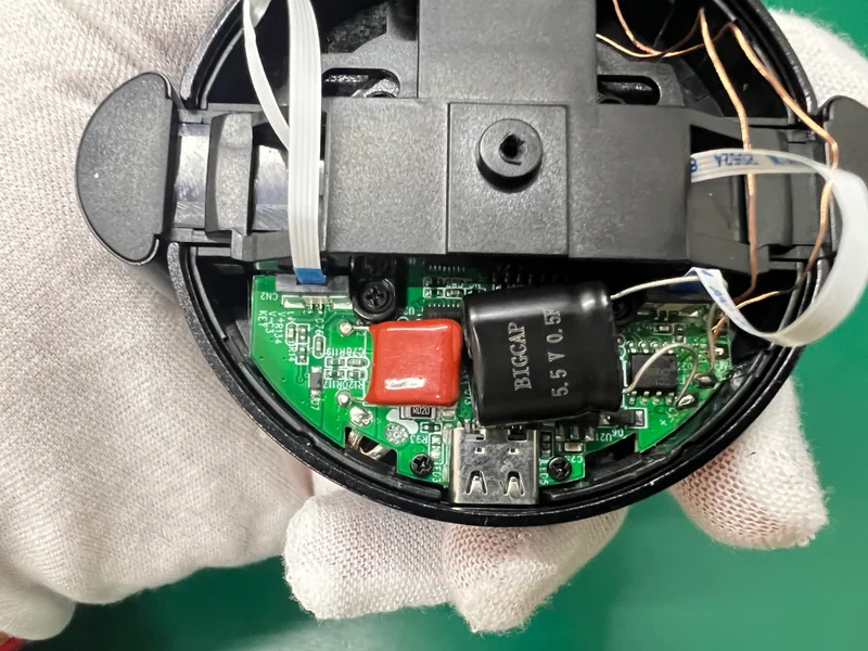 Cấu trúc cuộn dây bên trong mô-đun Qi2 MPP với bảo vệ FOD