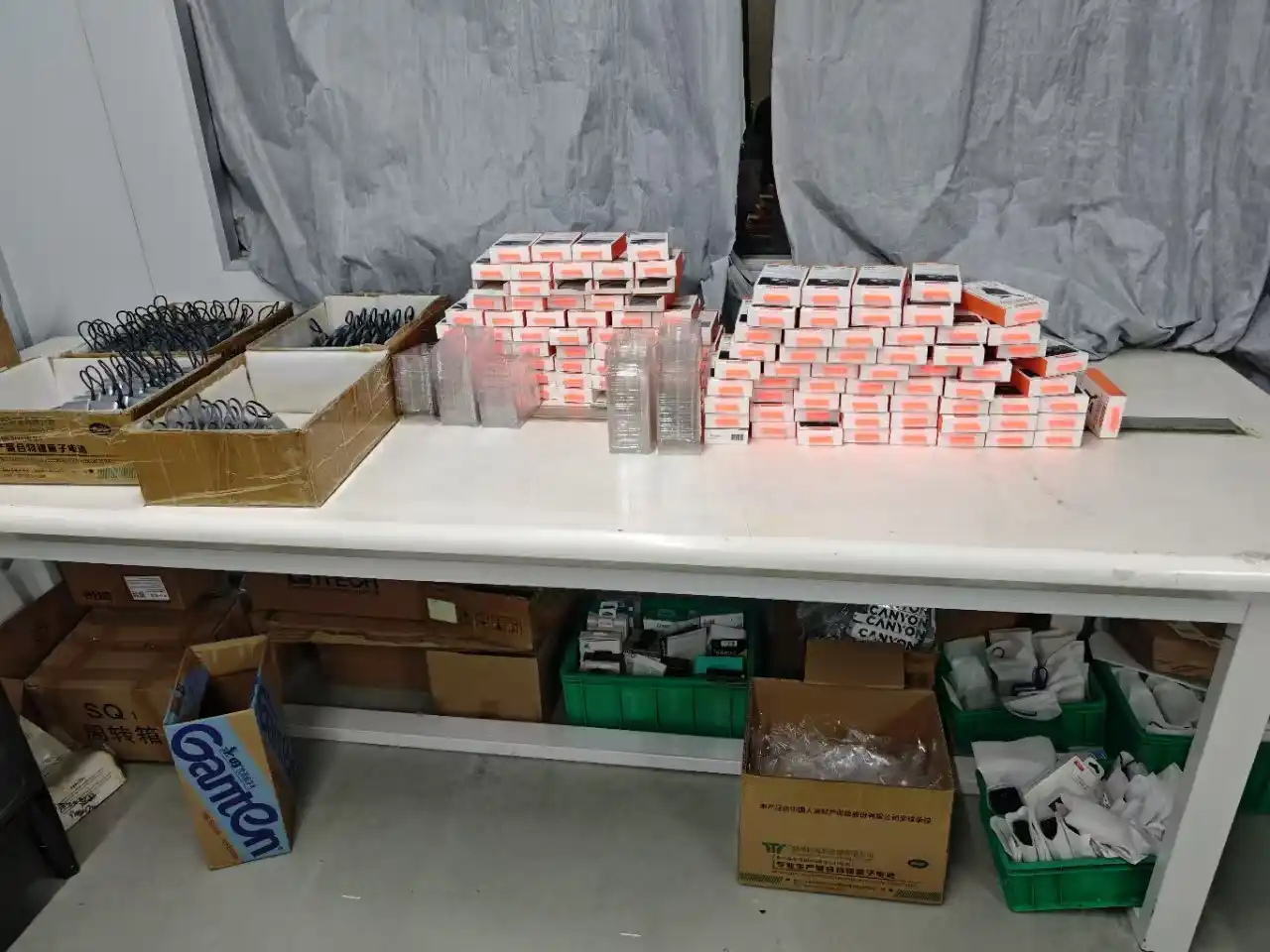 10,000mAh OEM private label power bank packaging sampling inspection with custom retail box design for brand quality verification before mass production